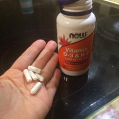 Now Foods, Вітаміни D3 і K2, 120 рослинних капсул - iHerb