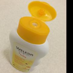 weleda baby bath oil