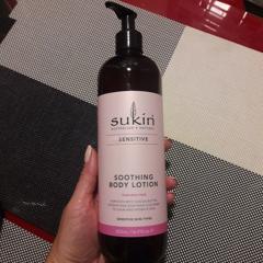 sukin body moisturiser