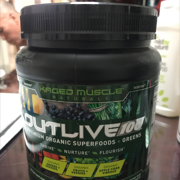 Outlive 100 - Organic Greens & Superfoods
