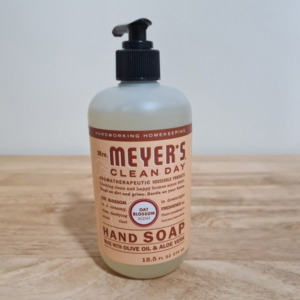 Mrs. Meyer's® Clean Day Organic Oat Blossom Scent Foam Hand Soap, 10 fl oz  / 6 ct - Kroger