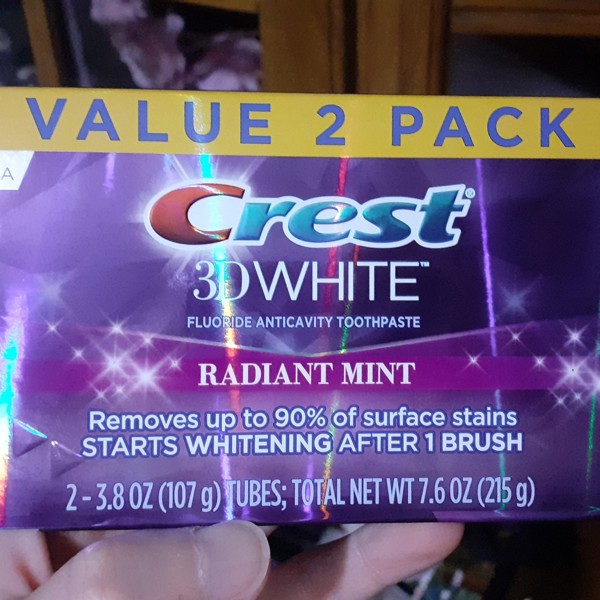 Page 1 - Reviews - Crest, 3D White, Fluoride Anticavity Toothpaste