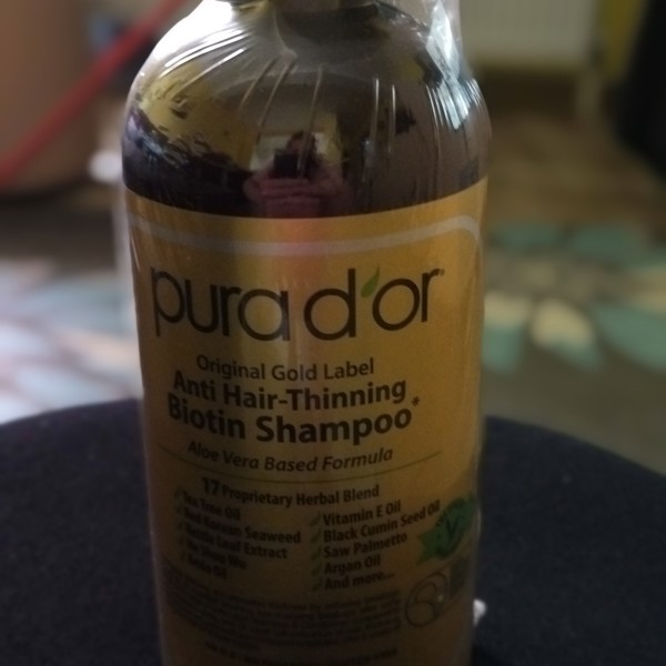 Pura d'or Original Gold Label Anti Hair Thinning Shampoo Review