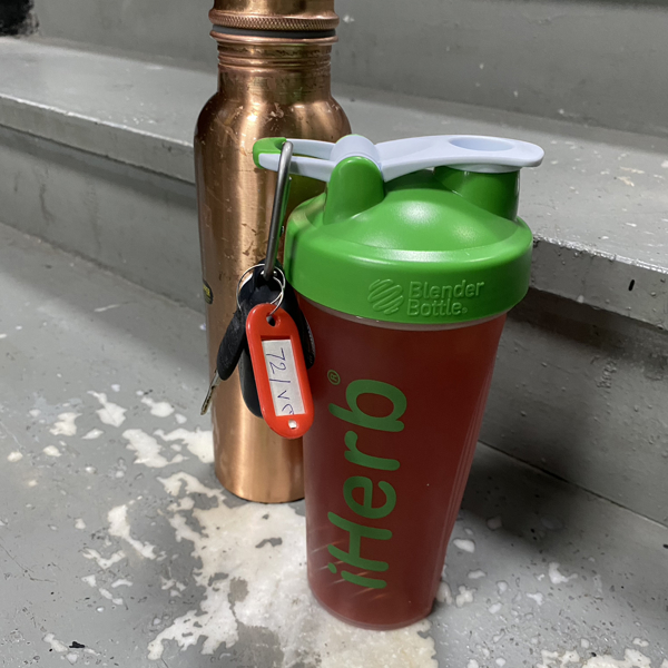 XTEND® 28oz BlenderBottle