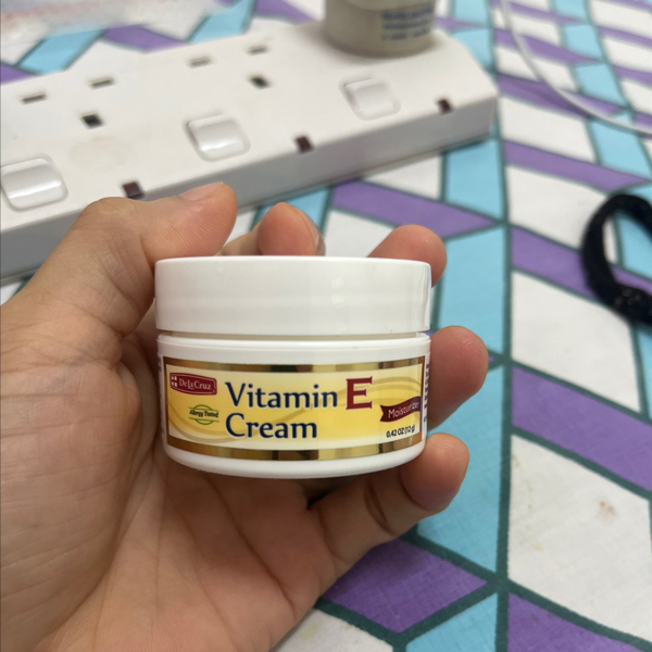 De la cruz vitamin deals e cream