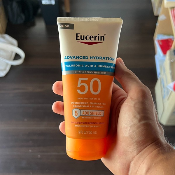 Advanced Hydration Sunscreen Lotion SPF 30 - Eucerin Sun