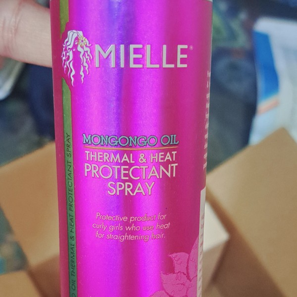 Heat Protectant Spray for Hair, Intense Heat Defense With Mongongo Oil-  MIELLE