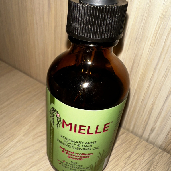 MIELLE ROSEMARY MINT SCALP AND HAIR STRENGTHENING OIL REVIEW 