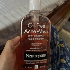 Neutrogena oil-free pink grapefruit acne facial cleanser, 9.1 fl. oz
