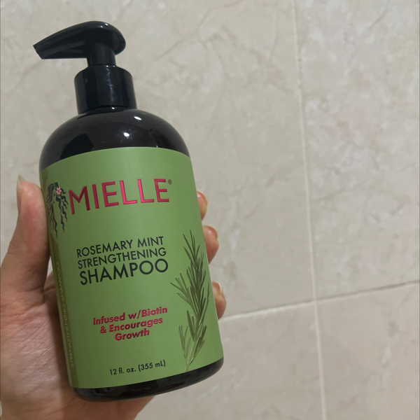 Rosemary Mint Strengthening Shampoo - Mielle