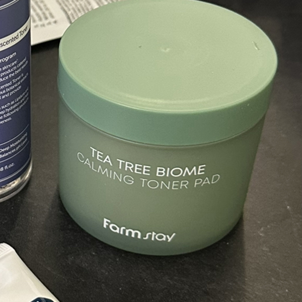 Farmstay Tea Tree Biome Calming Toner Pad - Farmstay