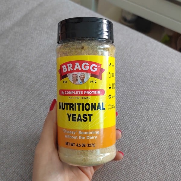 Bragg Nutritional Yeast Seasoning - 4.5 oz canister