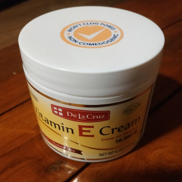 Page 1 Reviews De La Cruz Vitamin E Cream 0.42 oz 12 g iHerb