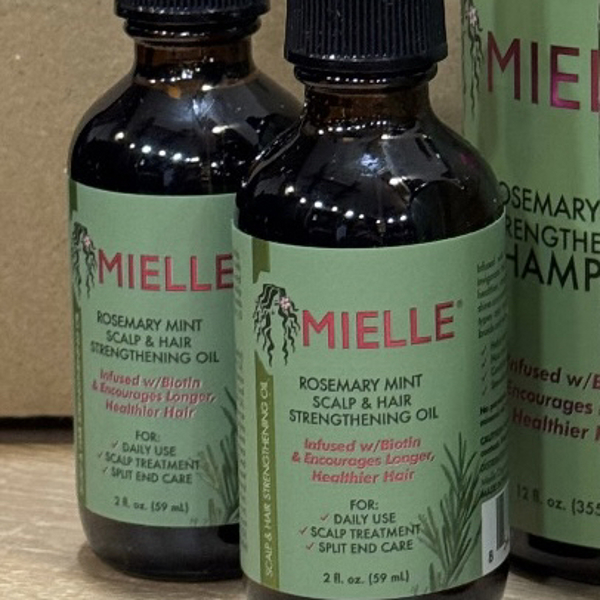 Mielle Rosemary Mint Scalp & Hair Strengthening Oil 2 oz 